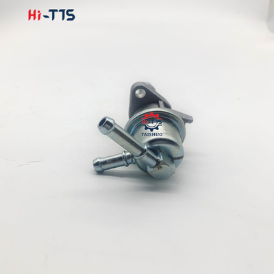 16285-52030 16241-52030 16241-52032 مضخة الوقود محرك V1305 V1505 D1105 الجرار الحفار