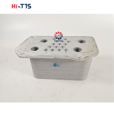 سعر جيد D6D 20511773 مبرد زيت أوتوماتيكي عالي الأداء قطع غيار شاحنات الانترنت