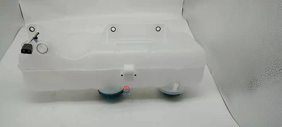 سعر جيد خزان قطع غيار الآلات 1674916 لنظام تبريد الشاحنة لـ VOE1674916 الانترنت